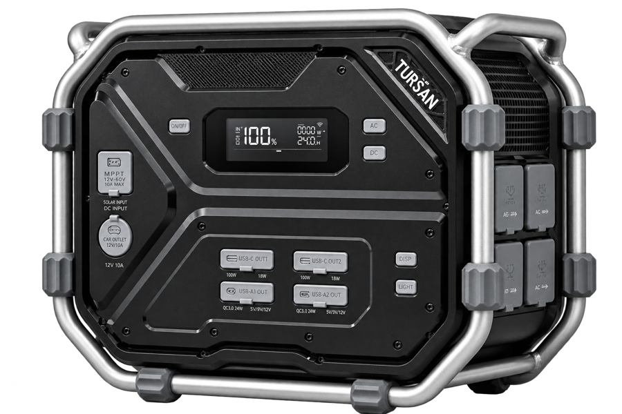 YC2400 Portable Power Station — front view